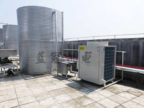 藍(lán)冠機(jī)電5P機(jī)+5噸水箱 空氣能熱水工程